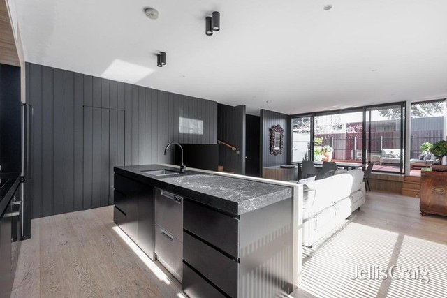 1/427 Tooronga Road, VIC 3123