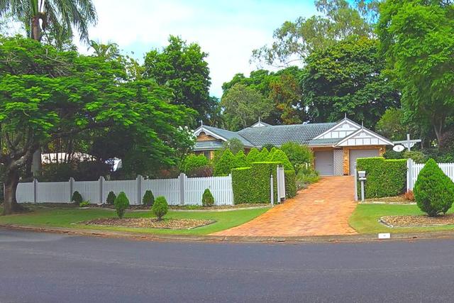 8 Renoir Crescent, QLD 4078
