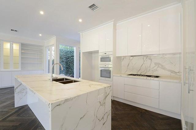 8 Champion Street, VIC 3186