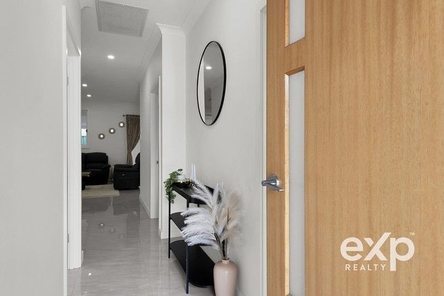 2B Sylvan Crescent, SA 5126