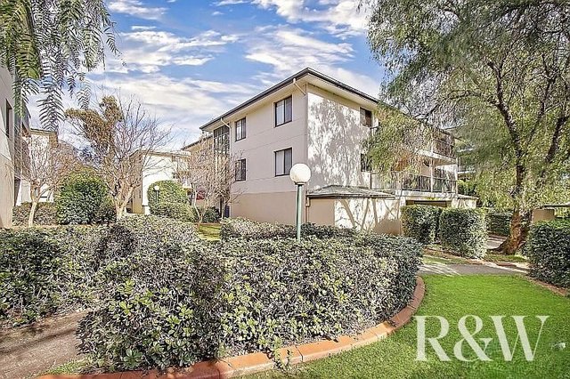 8/34-36 Hythe Street, NSW 2770