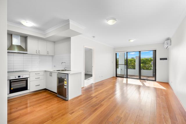 2/216 Kooyong Road, WA 6103