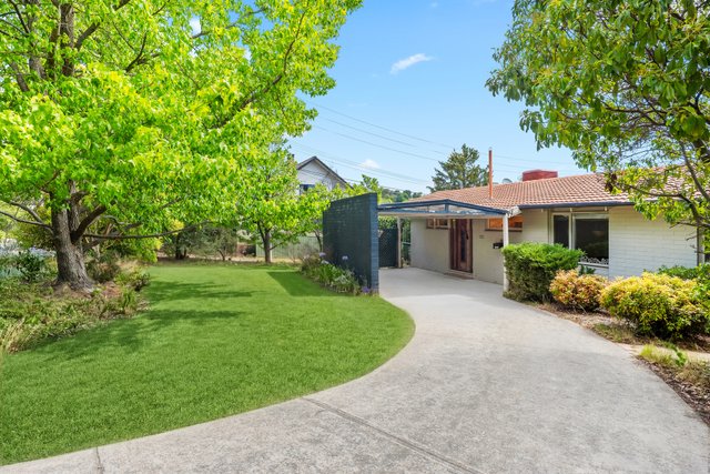 16 Gatton Street, ACT 2607