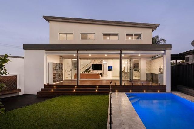 1 Pan Crescent, NSW 2145