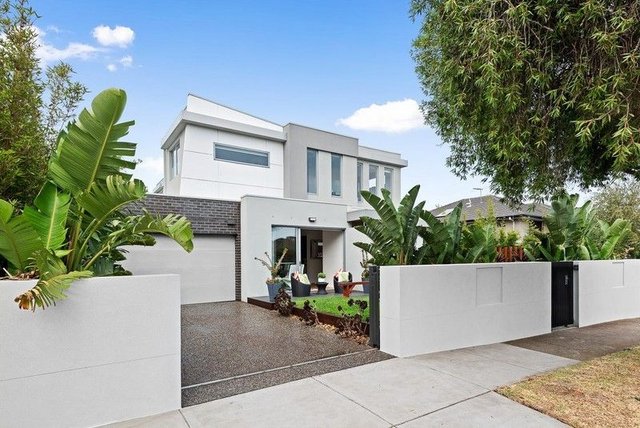 1/1 Elm Grove, VIC 3195