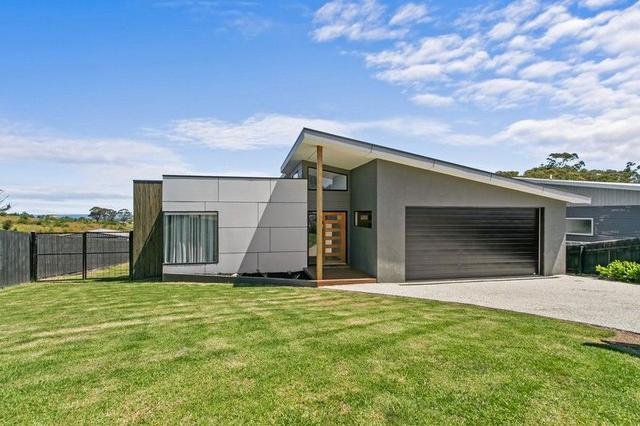 10 Riviera Court, VIC 3909