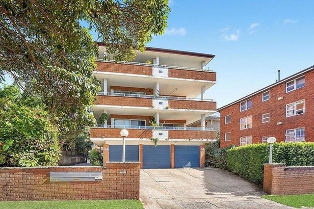 4/16 Avon Road, NSW 2099