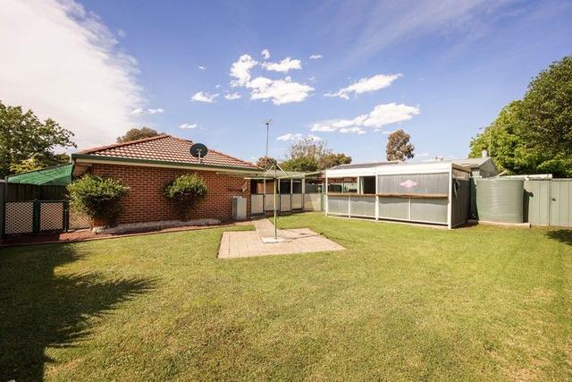 7 Quandong Road, NSW 2640