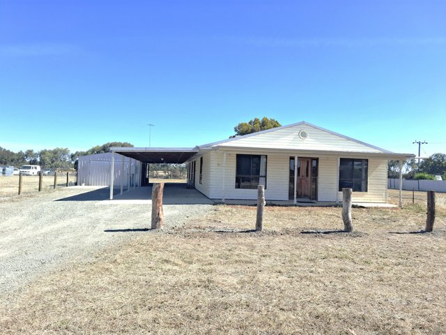 13 Railway Place, VIC 3566