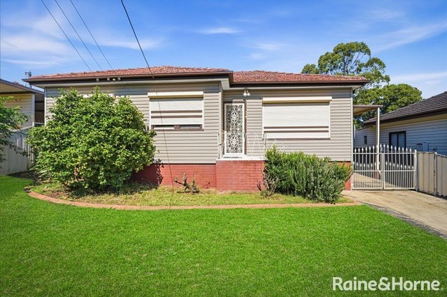 30 Moira Crescent, NSW 2760