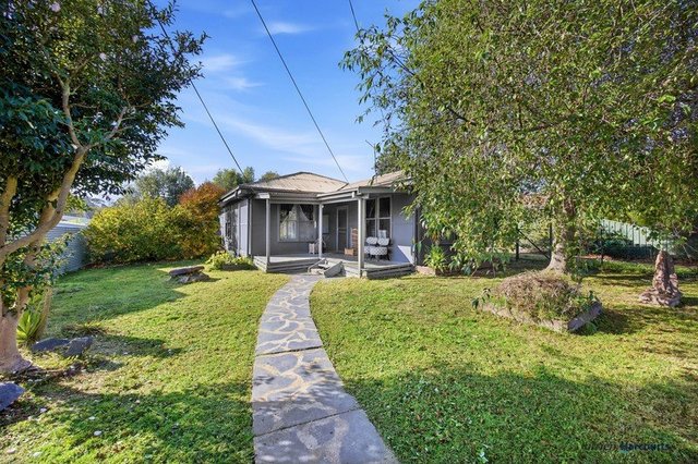 25 Coster Street, VIC 3714