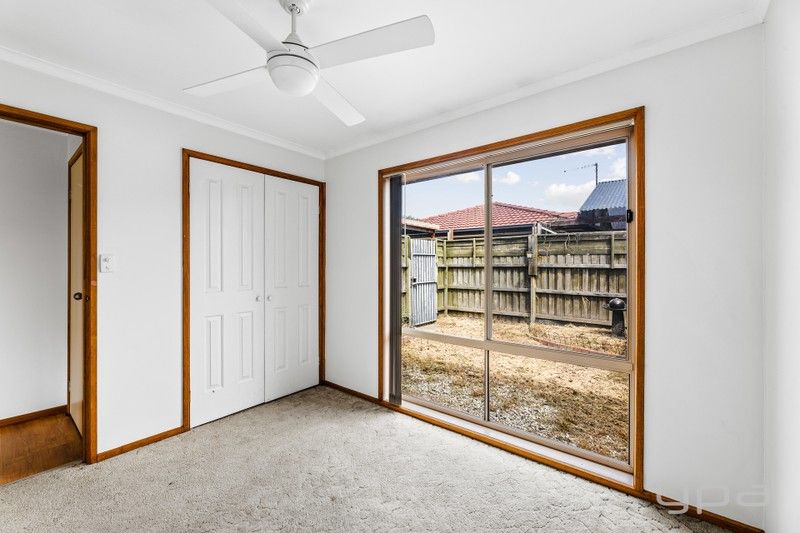 https://images.allhomes.com.au/property/photo/57965f5ecff7b2398435c8c90e9ef7bb_hd.jpg