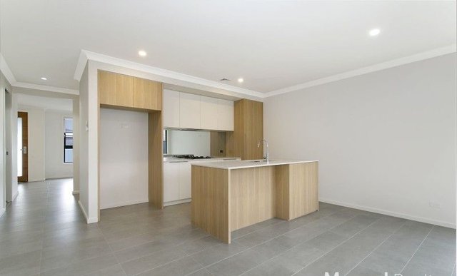 60 Watkin Crescent, NSW 2765