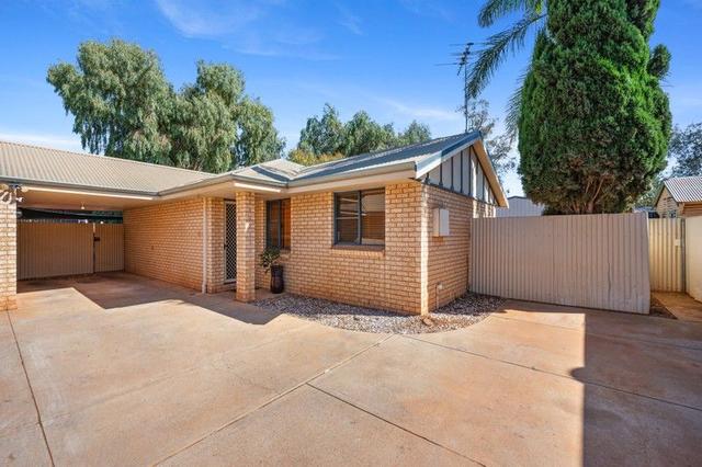 4/135 Burt Street, WA 6432