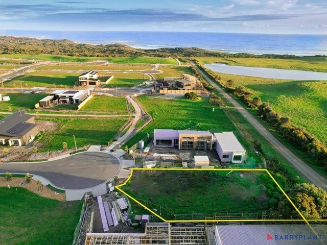 12 Peregrine Court, VIC 3995