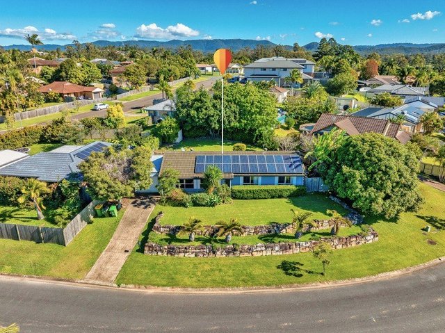 4 Centurion Crescent, QLD 4211