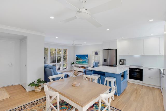 2/82 Ocean View Drive, NSW 2260