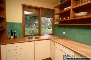 Kitchen outlook