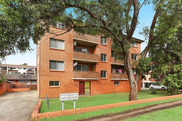 6/2A Forbes Street, NSW 2170