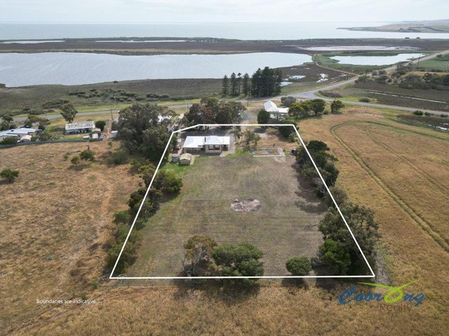 135 Alexandrina Drive, SA 5259