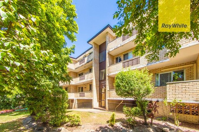4/35-37 Fennell Street, NSW 2150
