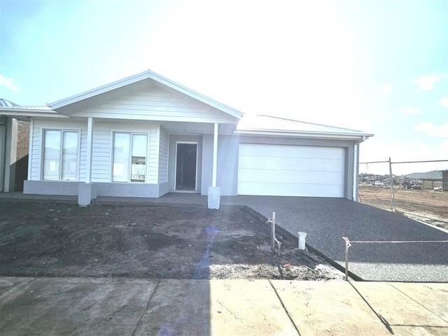 13 Belle-Flur Way, VIC 3338