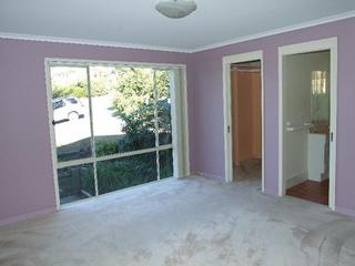 Lounge Room (2010-07-08)