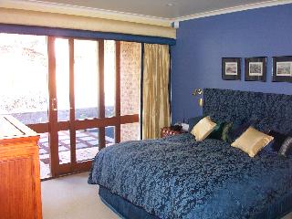 Bed 1 (2003-05-28)