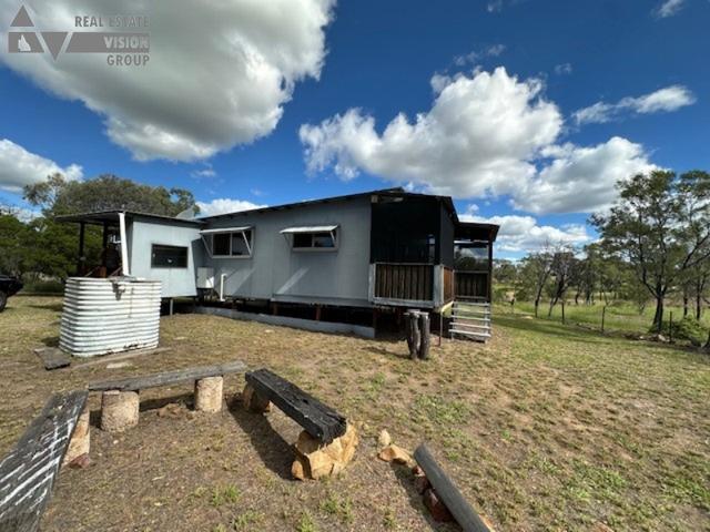 1 Golden Willow Dr, QLD 4702