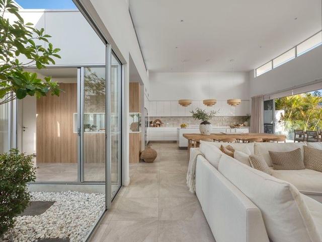 51 Allambi Avenue, QLD 4218