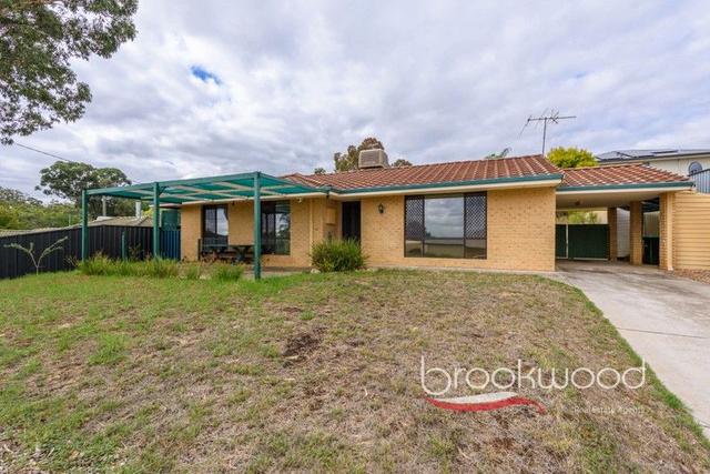 4 Pagnell Way, WA 6056