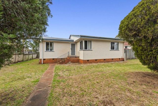 8 Hampton Street, QLD 4350