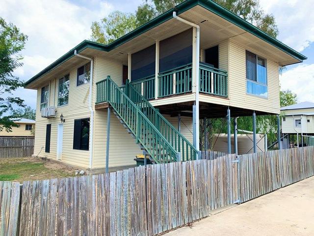 3/4 Suttor Street, QLD 4742