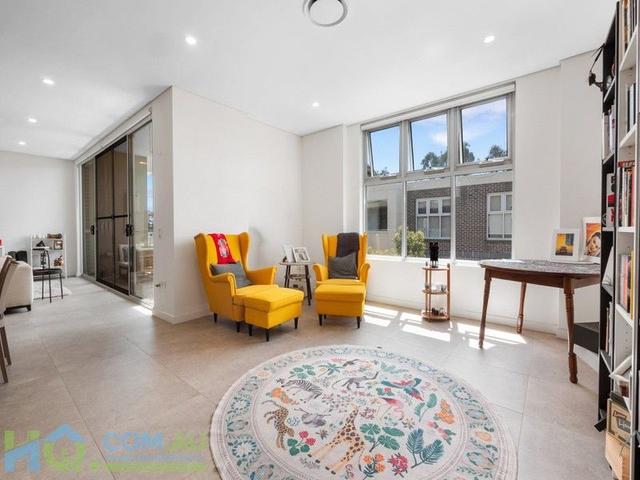 213/25 Regent Honeyeater Grove, NSW 2155