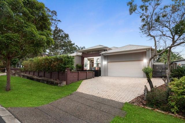 11 Emmaville Crescent, QLD 4208