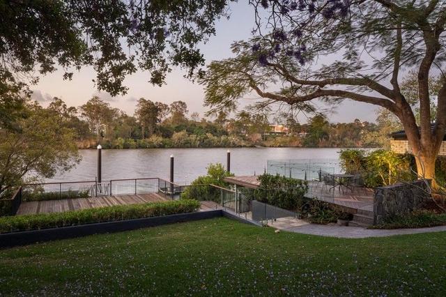 377 Brisbane Corso, QLD 4104