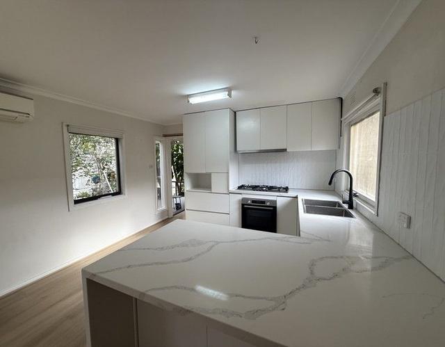 2/36 Royal Ave, VIC 3041