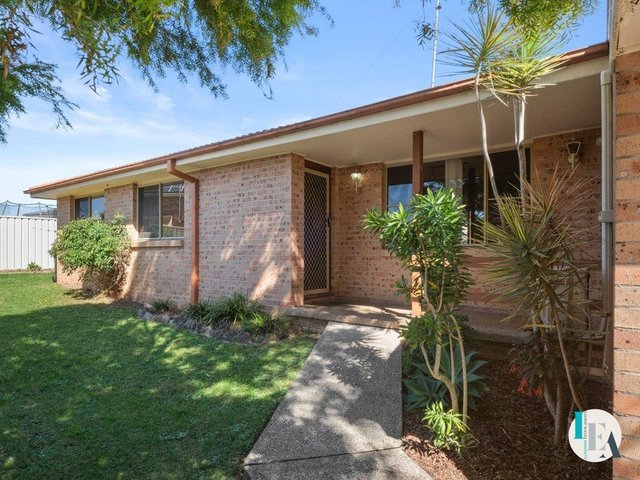 2/57 Parklands Drive, NSW 2529
