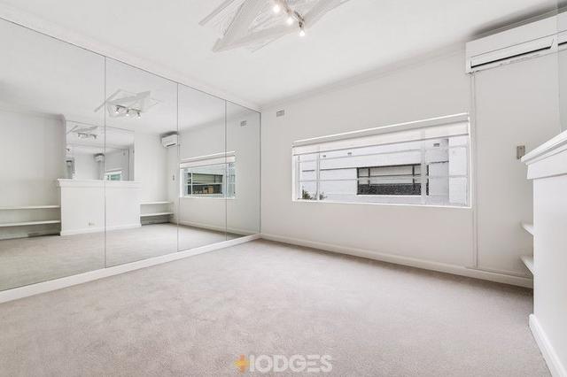 27/32 Queens Road, VIC 3000