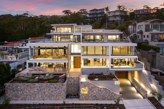 1/38 Campbell  Crescent, NSW 2260