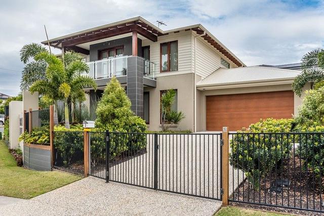 2 Executive Way, QLD 4035