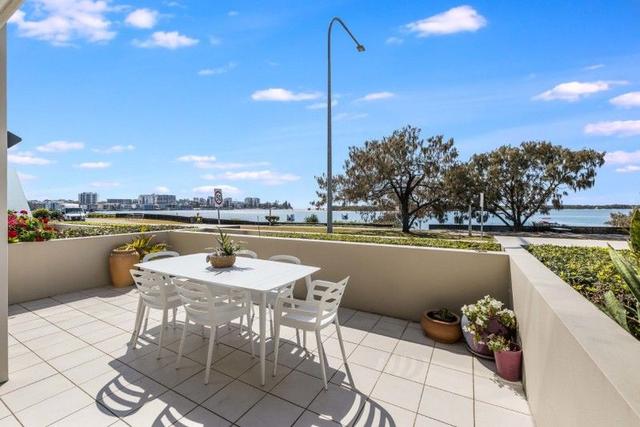2/1 Esplanade, QLD 4551