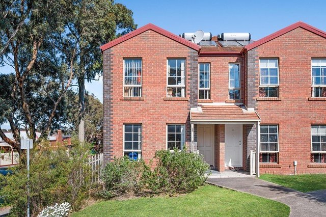 13/67 Ravenhill Boulevard, VIC 3064