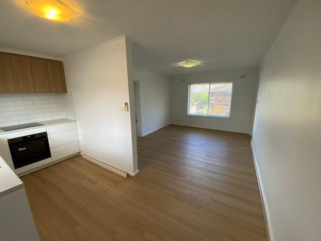 14/8 Anzac St, VIC 3163