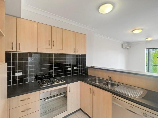 4/37 Labouchere Rd, WA 6151