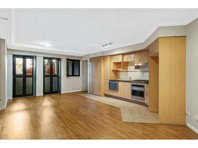 11/6-8 Albert Street, NSW 2042