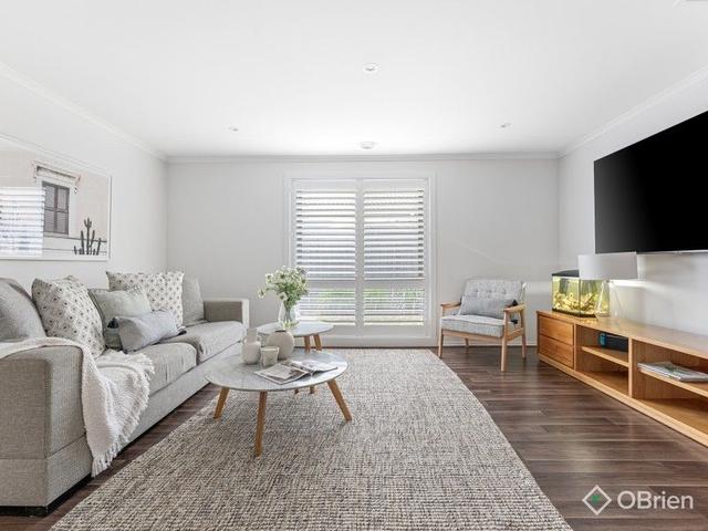 17 Arwon  Court, VIC 3977