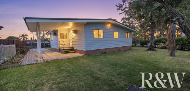 6 Clune Place, NSW 2770