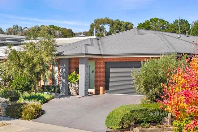 8 Roalies Place, VIC 3451