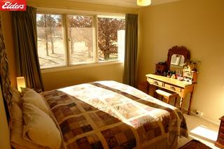 Bedroom 2 (2011-11-30)